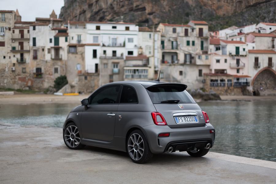  Abarth 595 Turismo (312) 2016 года  (WW) (фото 3 из 18)
